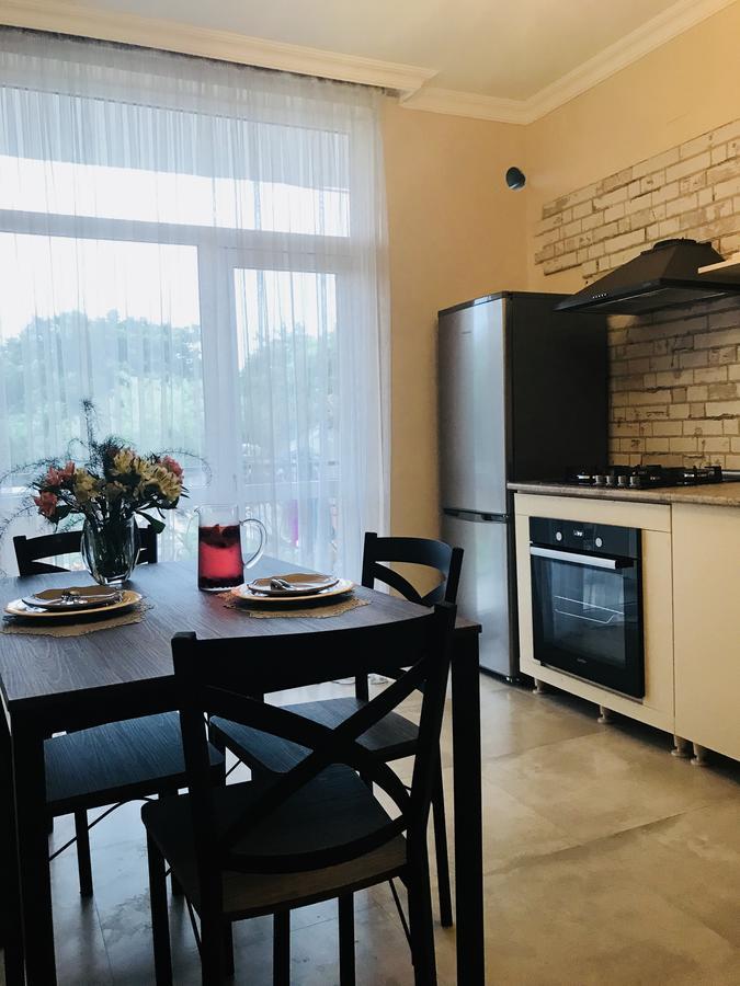 דירות קובולטי A Cozy House For Guests מראה חיצוני תמונה
